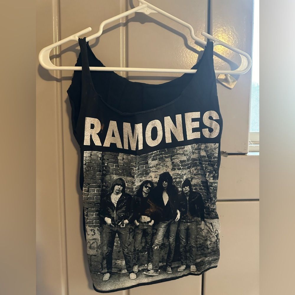 Vintage DIY the Ramones s/t punk shirt